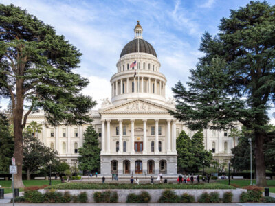 1280px-Sacramento-California-State-Capitol